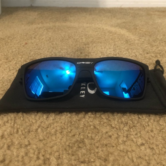 Oakley Other - Oakley Two Face Reflective Blue Sunglasses